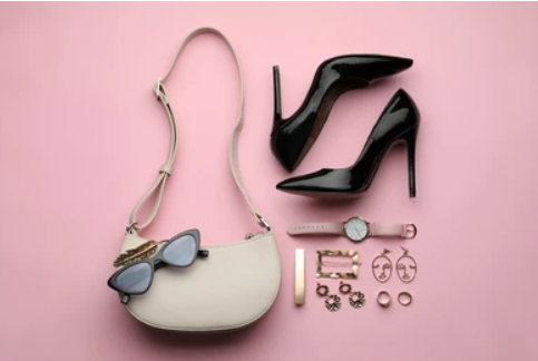 Women's Shoes & Accessories