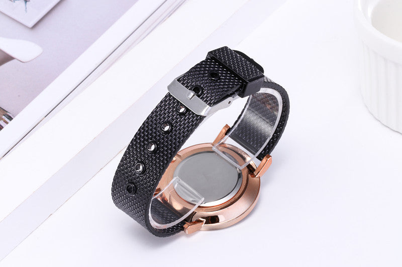 Fashion Creative Quartz Watches Couple Watches Digital Mesh Band Watches